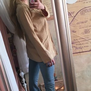 🌻🌻Suede-like “lightweight”. Farrah fawcett style